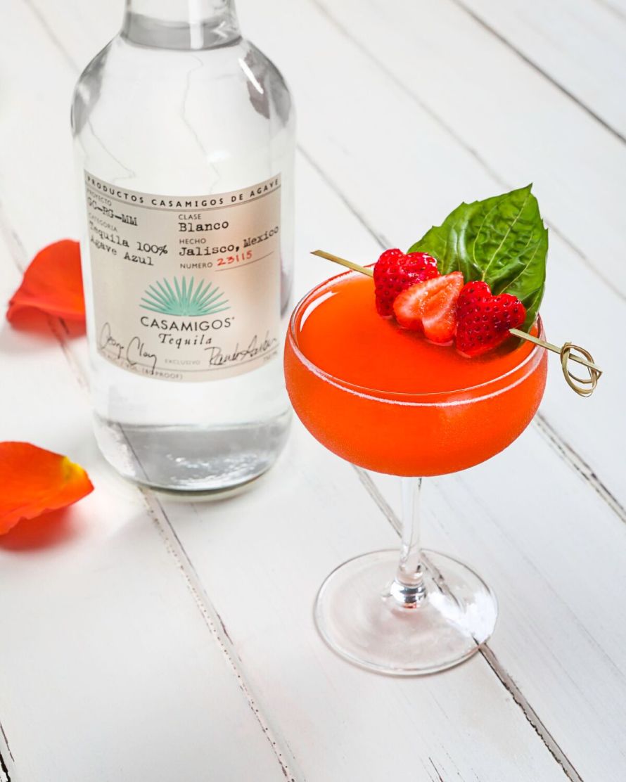 casamigos-strawberry-smash